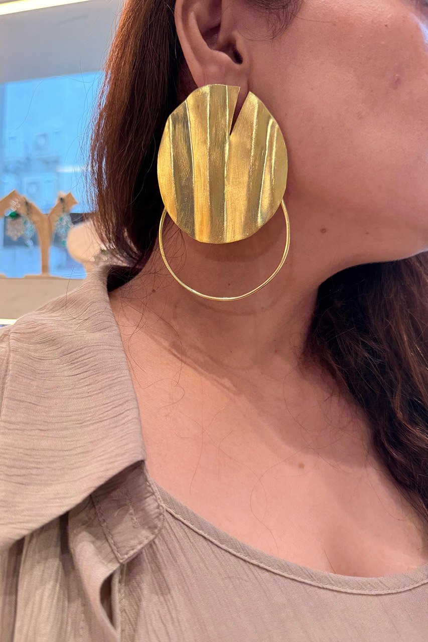 Bitten Effect Round Gold Platted Earrings